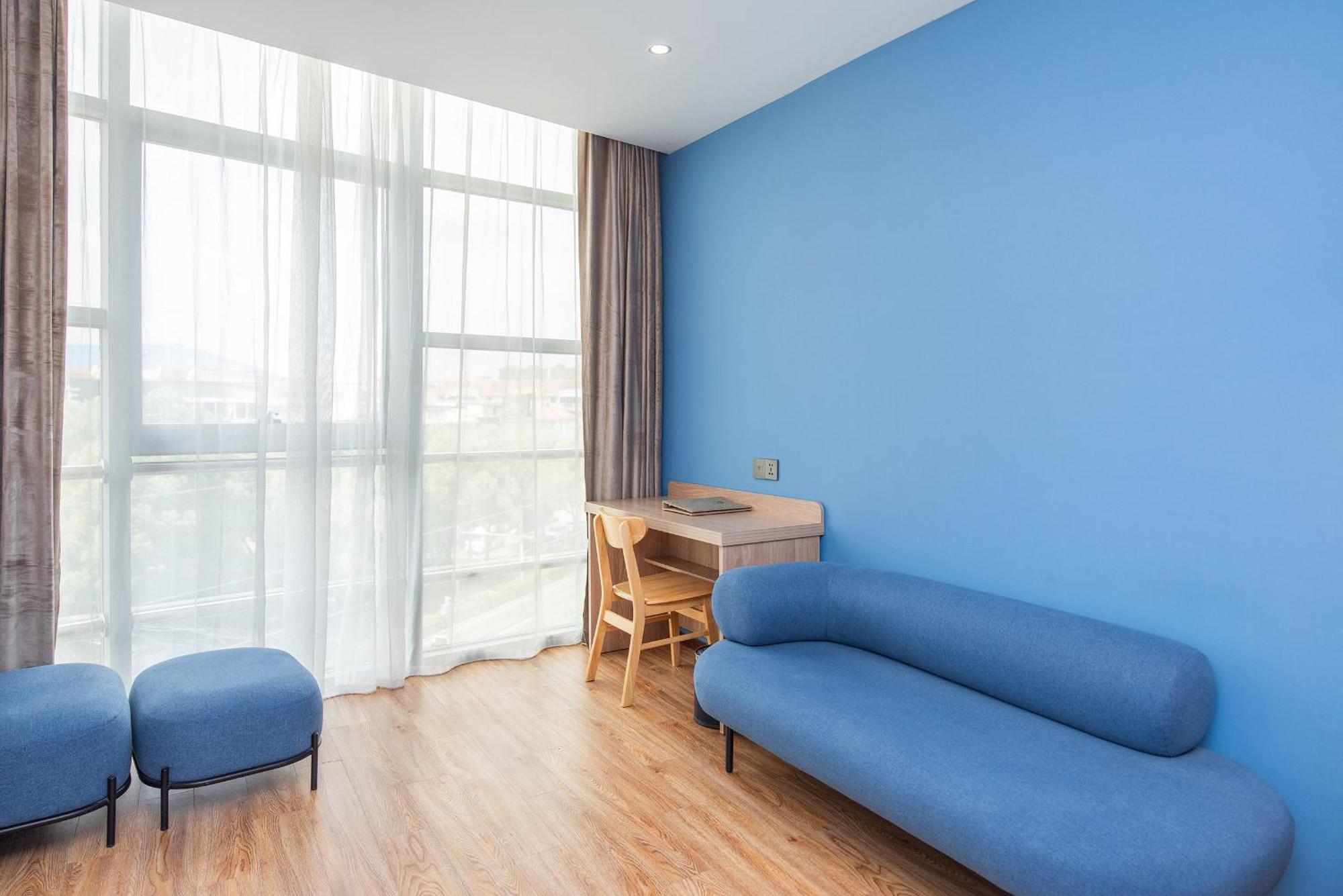 Hotel Future Shangju 3*