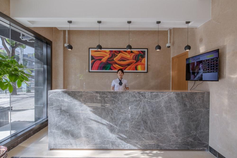 Future Shangju Hotel